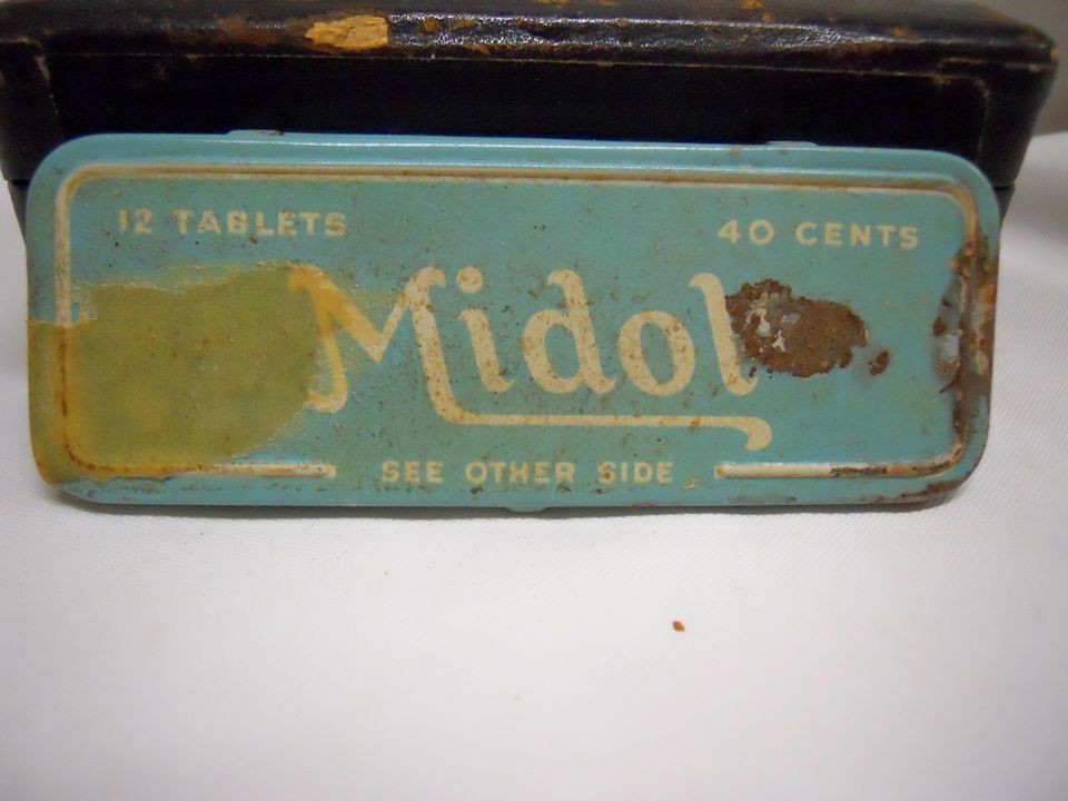 vint. MIDOL TABLET HINGED TIN / 12 TABLET SIZE STERLING DRUG CO.