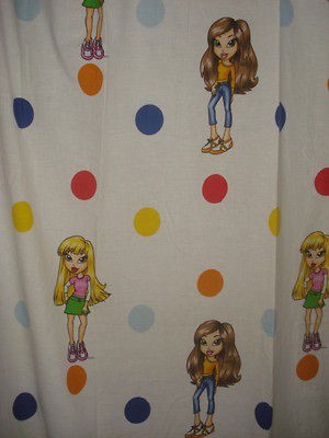 BRATZ CURTAIN DRAPES 2 EXTRA LONG PANELS