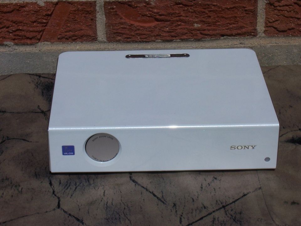 Sony VPL CX5 in Consumer Electronics