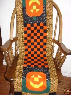 JACK O LANTERN *HALLOWEEN*TAB​LE RUNNER QUILT PATTERN