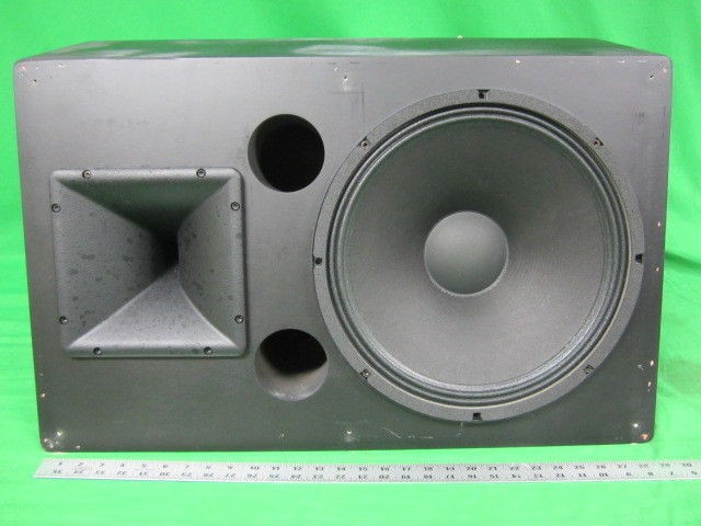 USED EAW SPEAKER in Speakers & Monitors