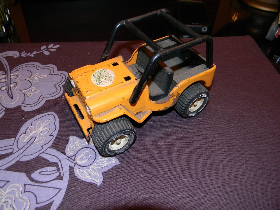 VINTAGE TONKA SMALL ORANGE JEEP, TONKA BONE BUZZER MISSING PARTS L@@K