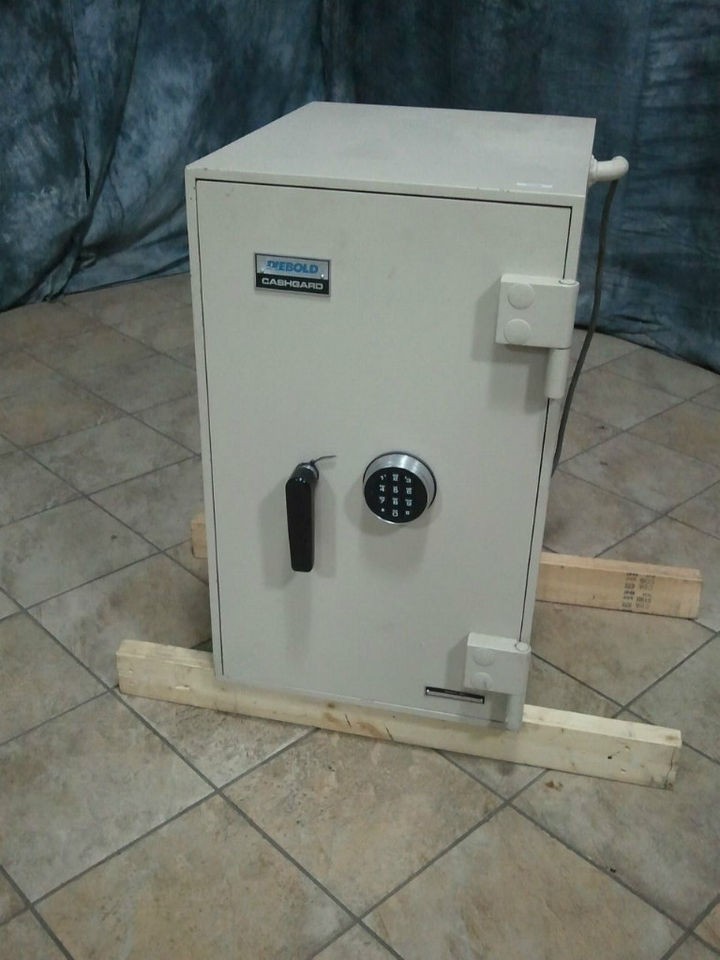 Diebold Safe in Business & Industrial