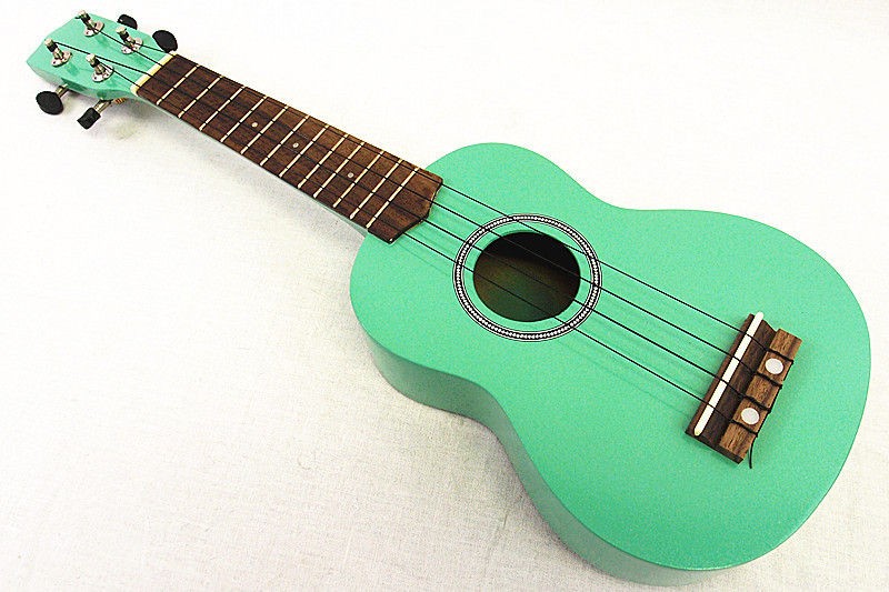 Beautiful 21 Special Green Color Soprano Ukulele & Ukulele Bag