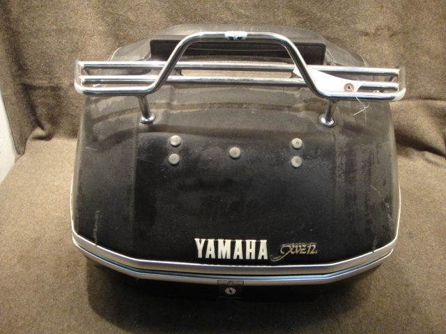 83 YAMAHA XVZ12 XVZ1200 VENTURE TRUNK, LUGGAGE #D29