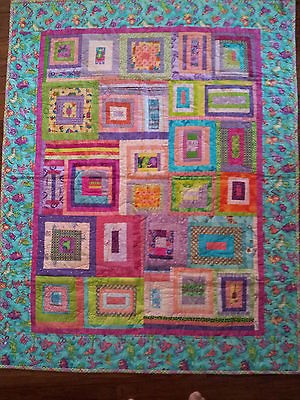Hand Crafted Childs Quilt, hand quilted by Amish