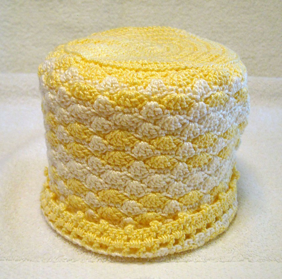 NEW CROCHET TOILET TISSUE COVER YELLOW & WHITE