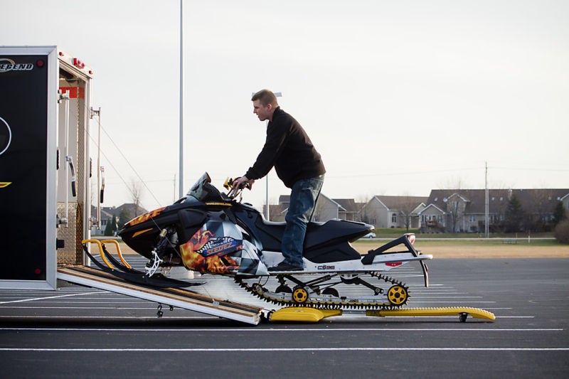 Sledez Snowmobile Dolly   Lift. (With Trailer Hook)