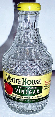 VERY NICE WHITE HOUSE VINEGAR VINTAGE BOTTLE/CRUET (NEW)