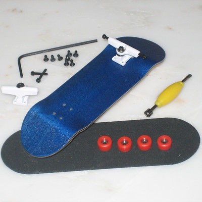   Republic   Complete Wooden Fingerboard Blue 30mm   Basic Bearing Allen