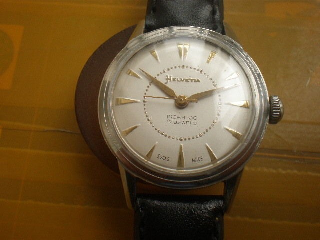 Vintage SWISS HELVETIA 17 Jewels Manual Mens Watch