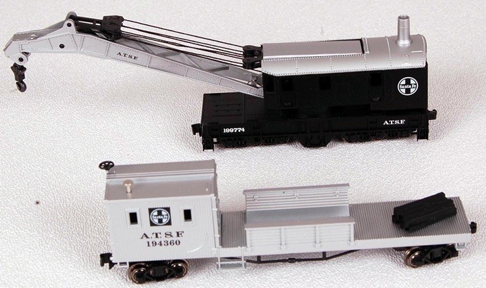 Bachmann N Scale Train Tri Level/Cran​e & Boom Santa Fe 46612