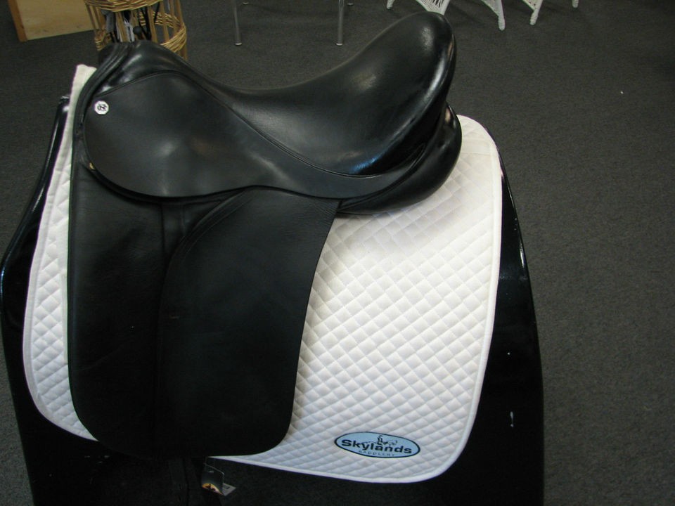 barnsby saddle in Saddles