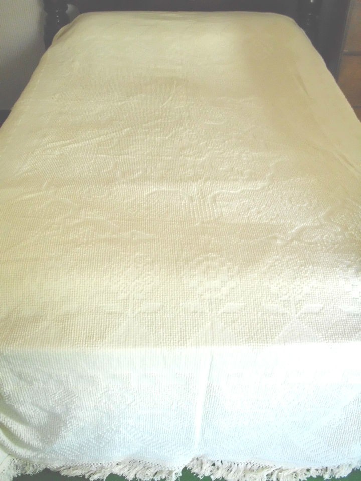 Vtg BATES Hobnail Chenille Dbl Bed Bedspread *George Washingtons 