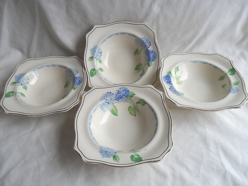 Soho Pottery Ambassador Ware   Rimmed Soup or Cereal Bowls 