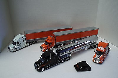 Tonkin Replicas Schneide National Freightliner Cascadia Truck Set #2