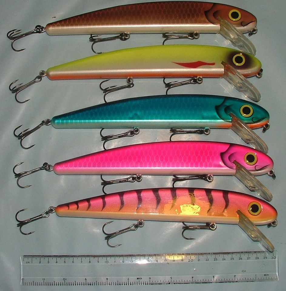 PIKE/BASS MASSIVE TROLLING,CASTING LURES 26CM 101/2IN 130GRM CHOICE OF 