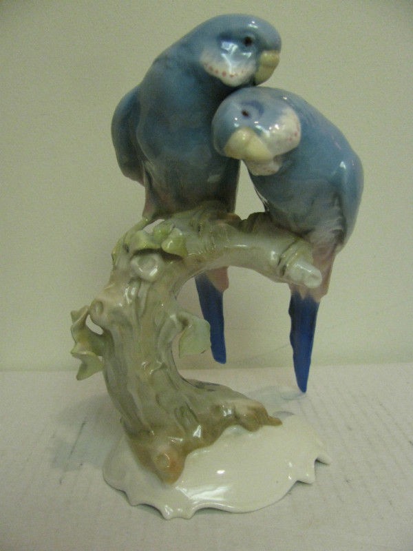 VERY RARE VINTAGE HUTSCHENREUTHER BUDGIES signed K.TUTTER MADE IN 