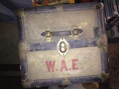 Vintage Osh Kosh Clothing Steamer Trunk Rat Rod Accessory Furniture