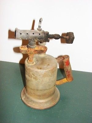 VINTAGE CLAYTON & LAMBERT BLOW TORCH   MADE IN USA