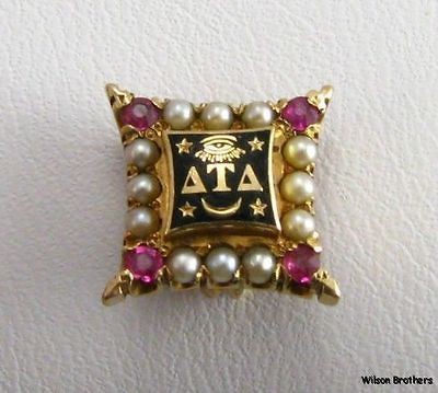 DELTA TAU DELTA   14K Gold fraternity Jeweled 1926 Pin