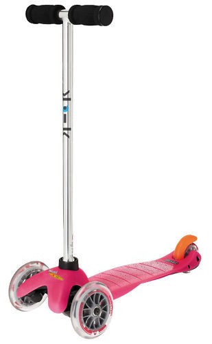 Mini kick scooter   Pink  New in box   