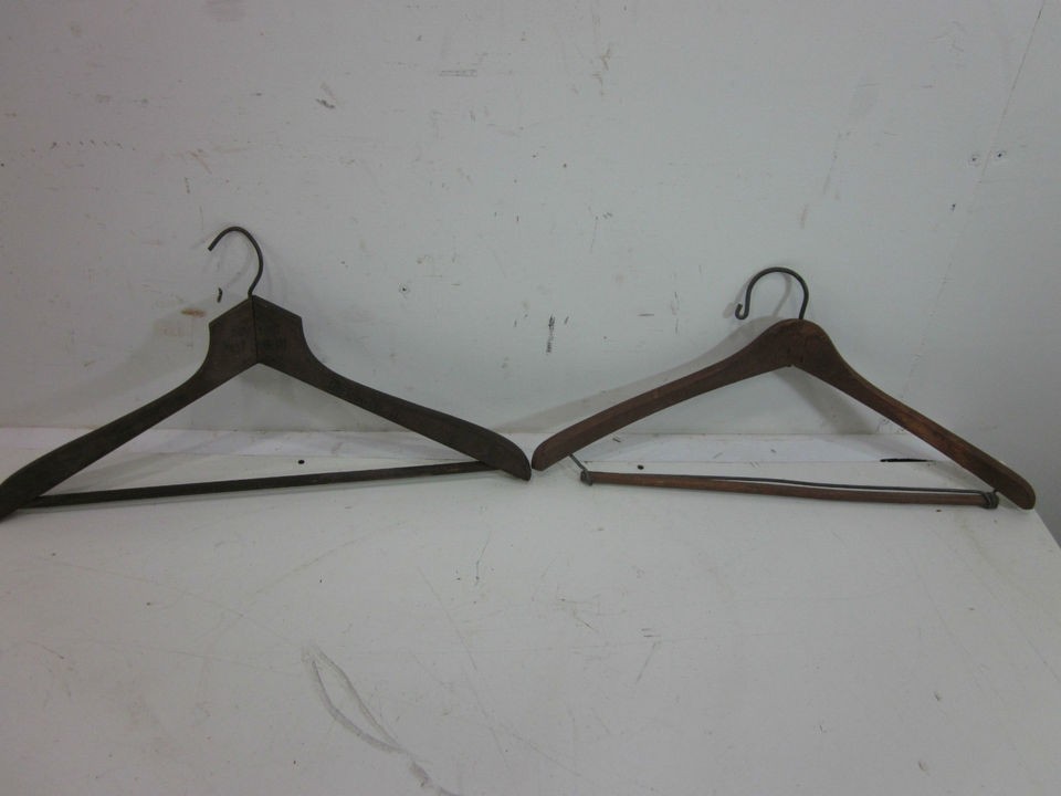 Vintage Lot of 10 Wood & Wire Suit Hangers 17 15.5long