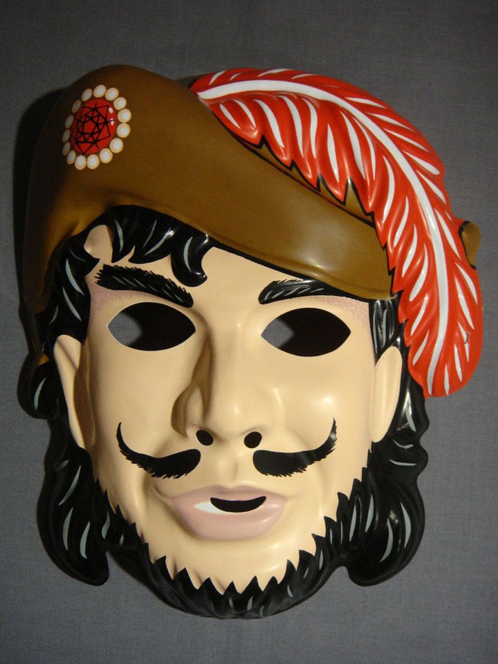 VINTAGE STYLE CAPTAIN HOOK PIRATE HALLOWEEN MASK PVC