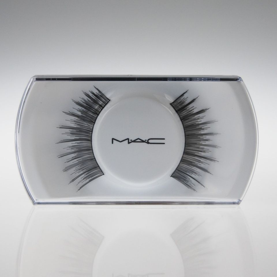 MAC False Eyelashes 2 Lash