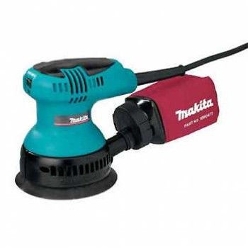 Makita 5 in Random Orbit Sander Kit BO5030K R