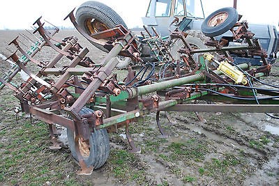 GLENCOE FIELD CULTIVATOR 16 GOOD SHOVELS HYDRAULIC FOLD