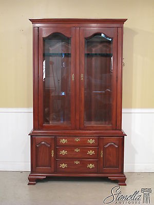 21075 HENKEL HARRIS Cherry Gun Cabinet with Beveled Glass