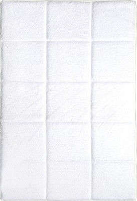   White Boxes Memory Foam Bathroom Microfiber Bath Rug  Actual 17x24