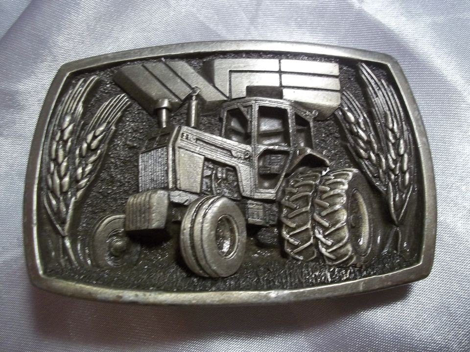 VINTAGE MASSEY FERGUSON LIMITED EDITION #509 BELT BUCKLE 1982 tractor 