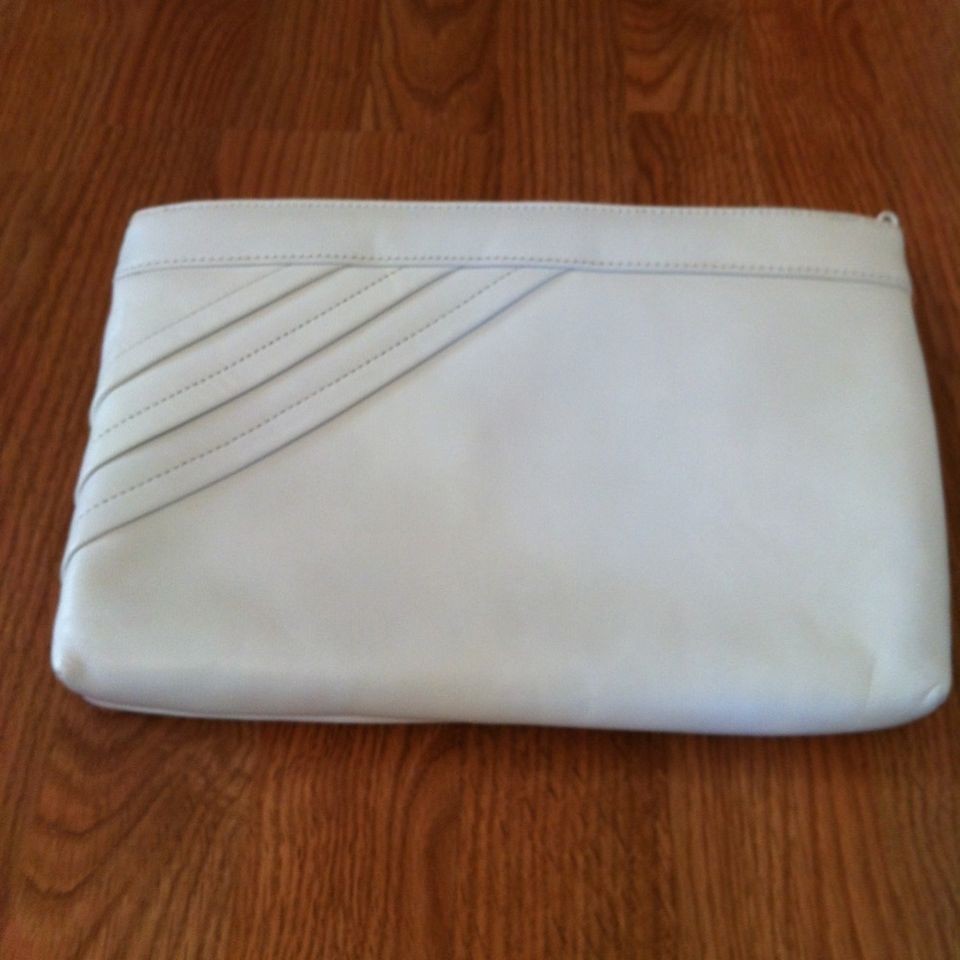 Vintage Genuine Leather Clutch Purse by Bechamel White Excellent 