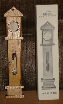 CONCORD MINIATURES   GRANDFATHER CLOCK   DOLL HOUSE NIB