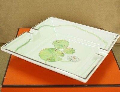 ALE   HERMES Porcelain Cigar Ashtray LOTUS MIB 6 Square Auth MINT 