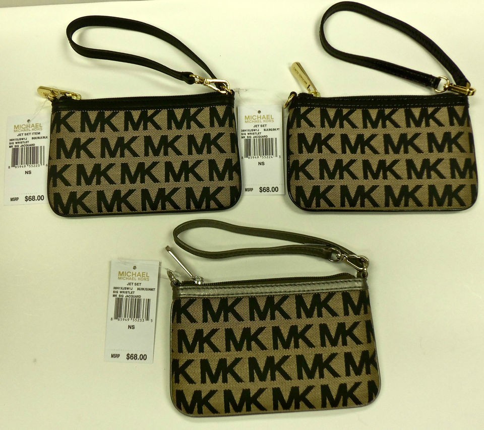   MICHAEL KORS WRISTLET SIGNATURE JACQUARD BLACK/GUNMETAL LEATHER TRIM