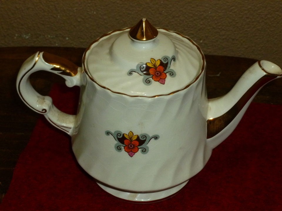 WOOD & SONS TEAPOT LARGE BURSLEM ENGLAND NUMBERED