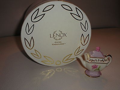 LENOX CHINA TREASURES TEA AT THE RITZ TEAPOT BOX ~ONLY 1 ON 