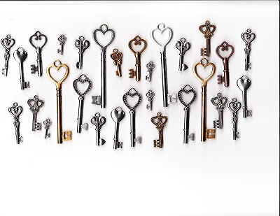 Old Look Antique Skeleton REPLICA keys Ast Styles HEART CHARMS skelton 