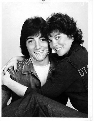 JOANIE LOVES CHACHI 1982 ER​IN MORAN SCOTT BAIO BW STILL FN