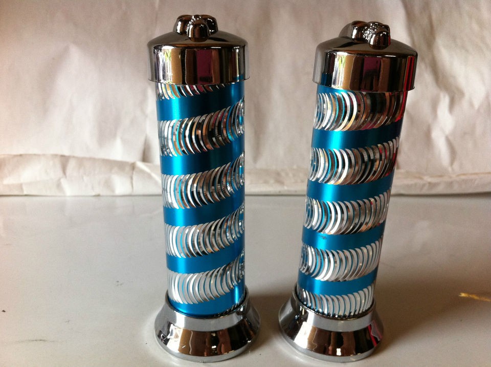   CUSTOM GRIPS BLOCK W/SWIRLS SILVER/BLUE BEACH CRUISER CHOPPER LOWRIDER