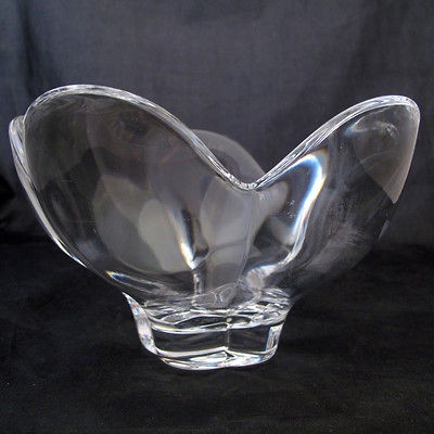 ORREFORS CRYSTAL TULIP PETAL POMONA BOWL SWEDEN SIGNED LARS HELLSTEN 