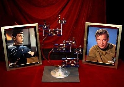 STAR TREK CHESS SET, William Shatner & Leonard Nimoy Signed AUTOGRAPH 