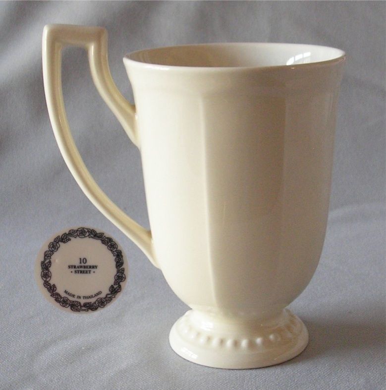   mug by 10 strawberry street in the venice pattern cream i had 10 mugs