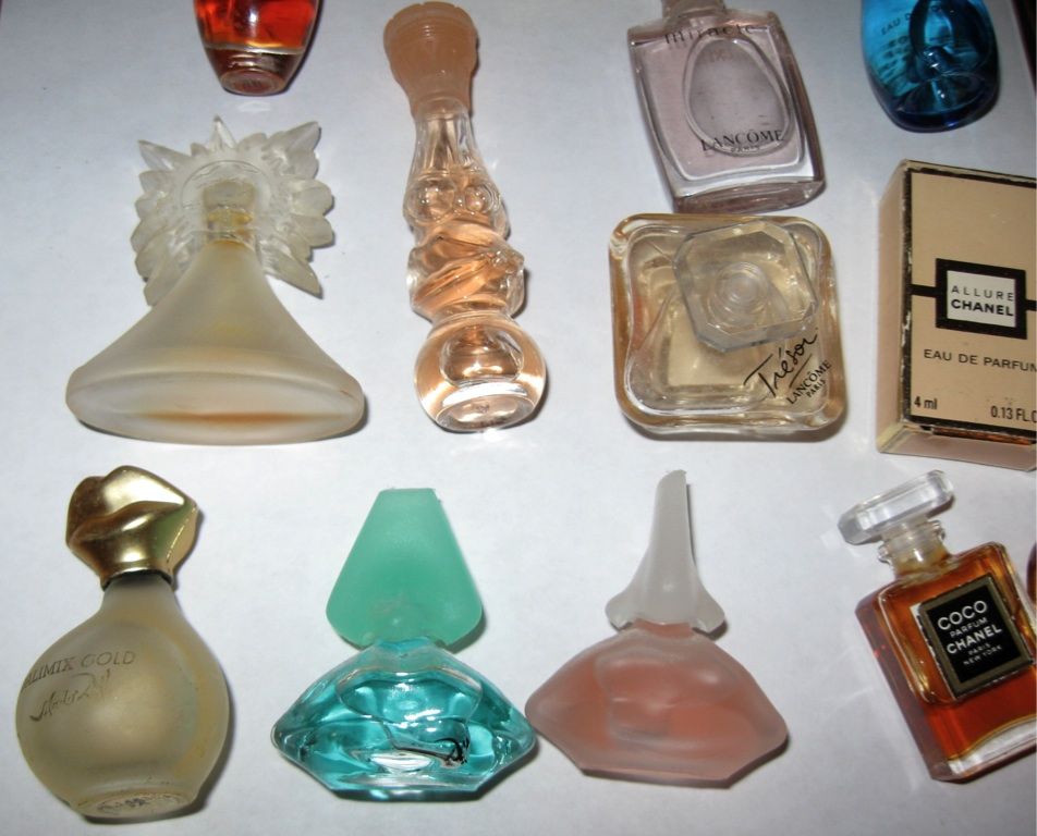 Lot 19 Vintage Perfume Bottles Chanel Allure No 19 Salvador Dali 