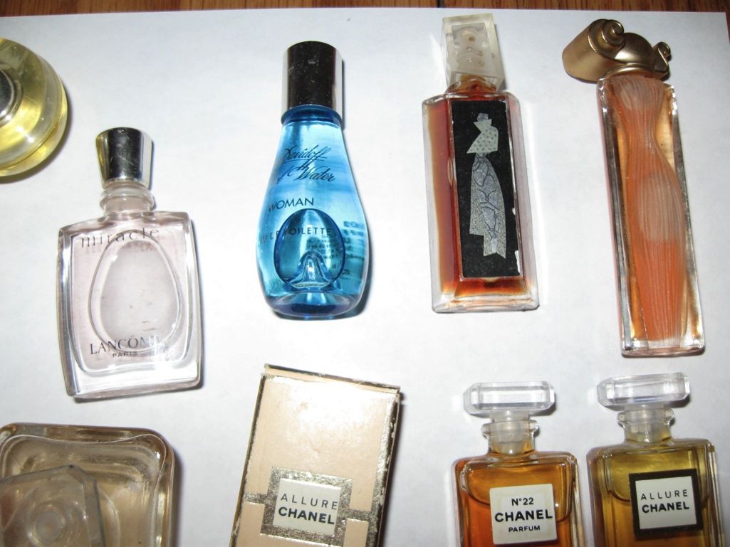 Lot 19 Vintage Perfume Bottles Chanel Allure No 19 Salvador Dali 