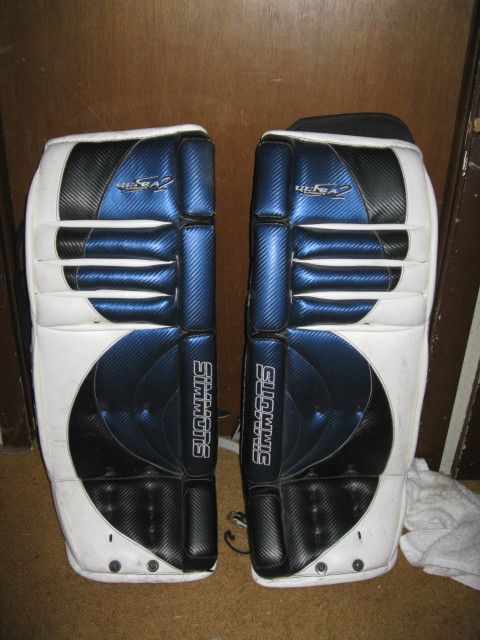 Ice Hockey goalie pads Simmons Intermediate Ultra Light 2