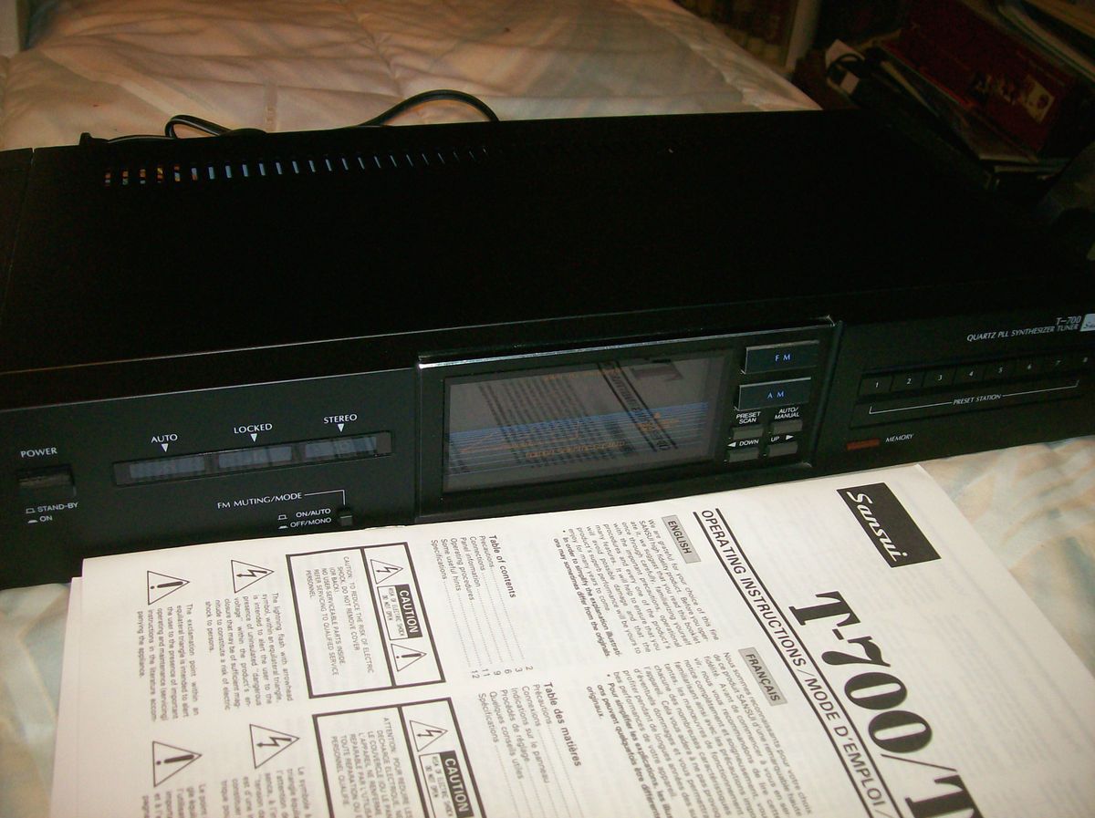 Sansui T 700 Am FM Quartz PLL Synthesizer Tuner with Manual